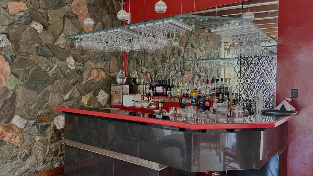 Hosteria Suiza Ica Zewnętrze zdjęcie