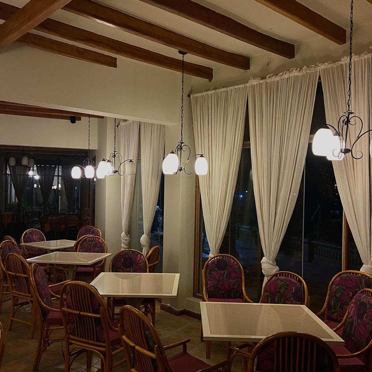 Hosteria Suiza Ica Zewnętrze zdjęcie